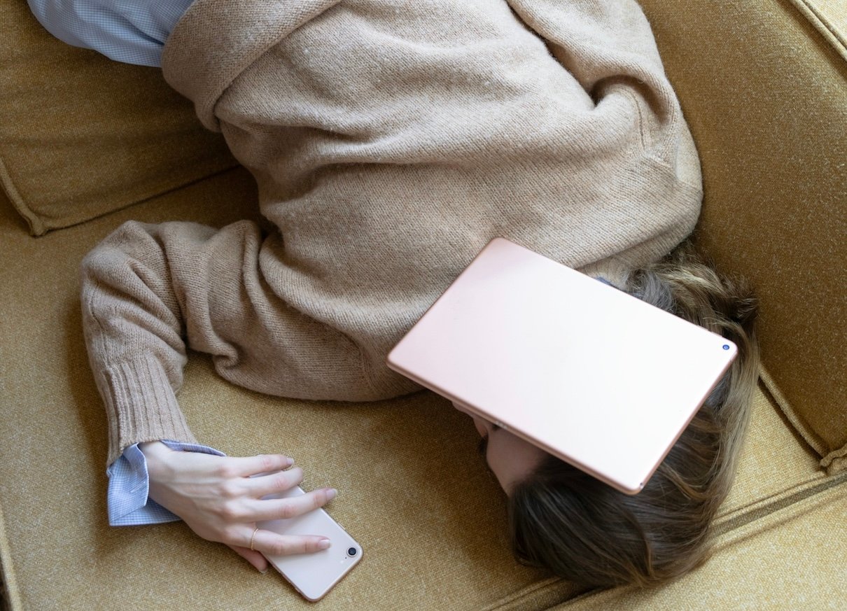 How to Reset Your Rhythm for Better Energy| HUM Nutrition Blog